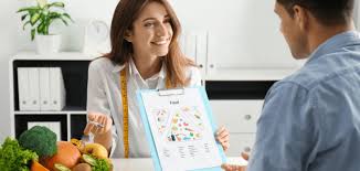 Why Nutritionists Who Build an Online Presence Reach More Patients and Earn Beyond the Office